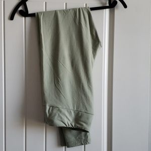Beautiful Sage green leggings!
